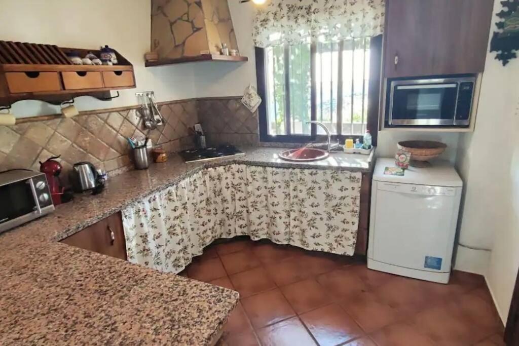 Вилла Casa La Roca Эль-Гастор Экстерьер фото