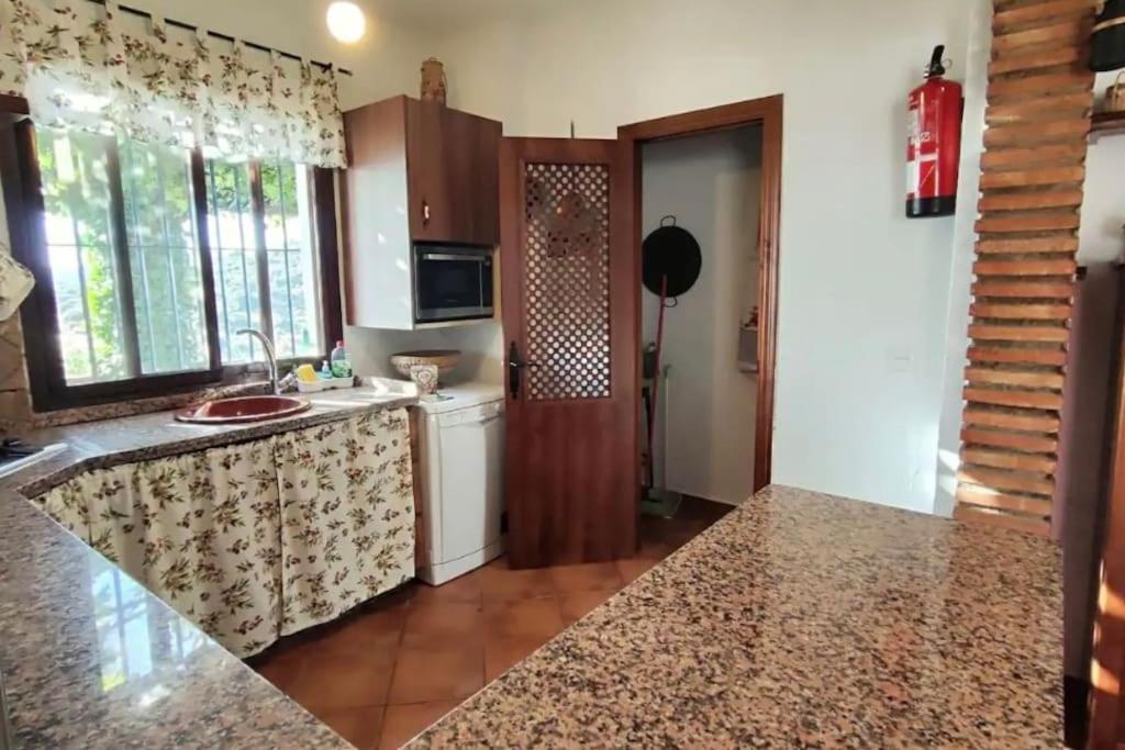 Вилла Casa La Roca Эль-Гастор Экстерьер фото